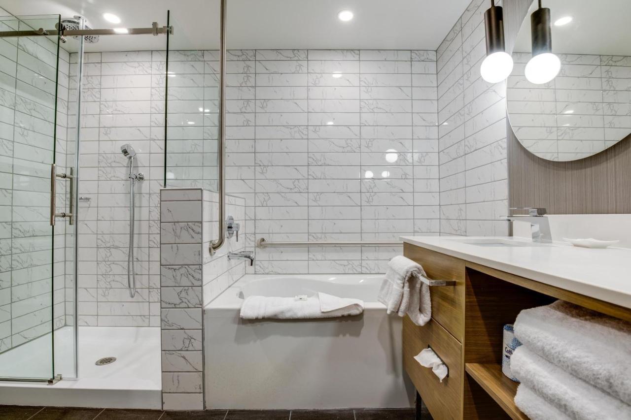 Sandman Signature South 4* Saskatoon